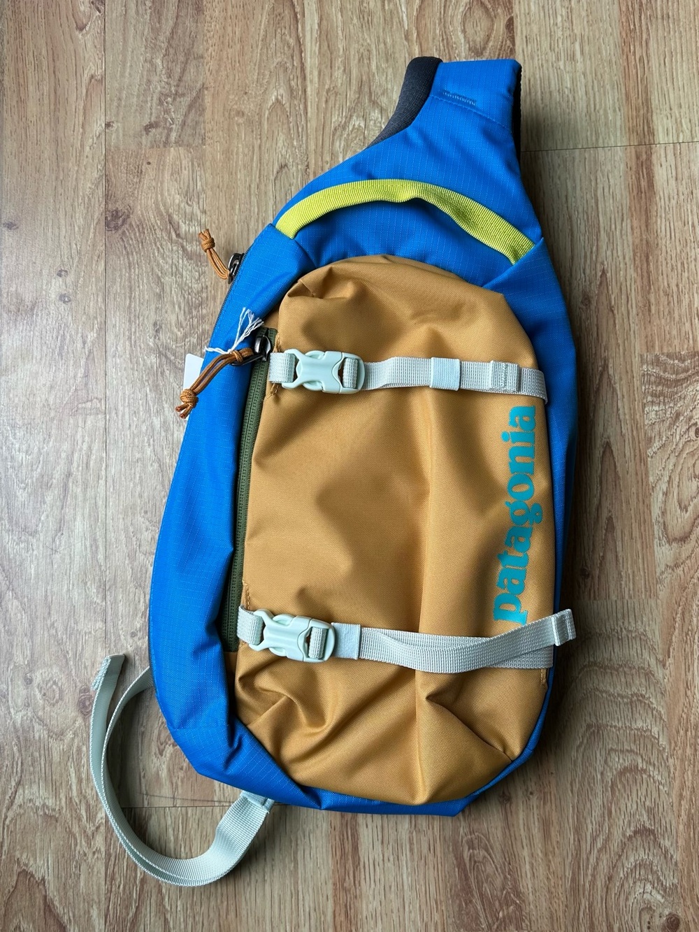 NEW Patagonia 8L Atom Sling Backpack
Patchwork Vessel Blue